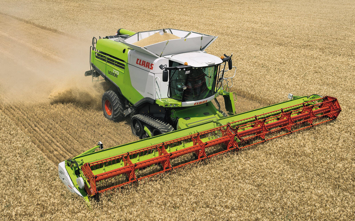 claas harvesting machinery image