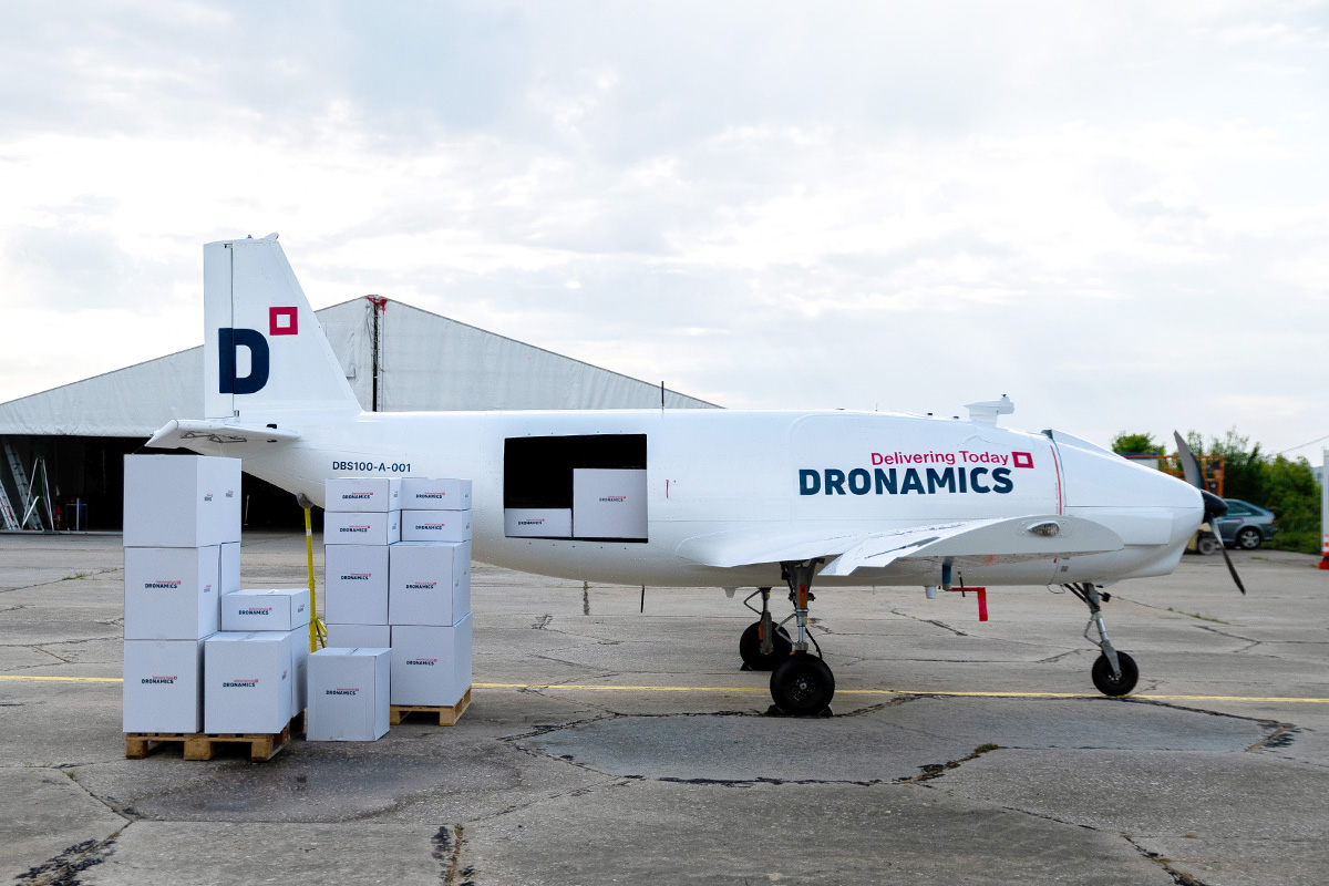 Dronamics cargo drone same day delivery > Dassault Systemes