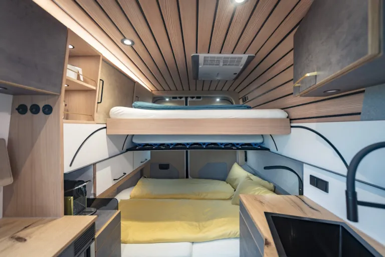 Kiwi Van interior bed > Dassault Systèmes 